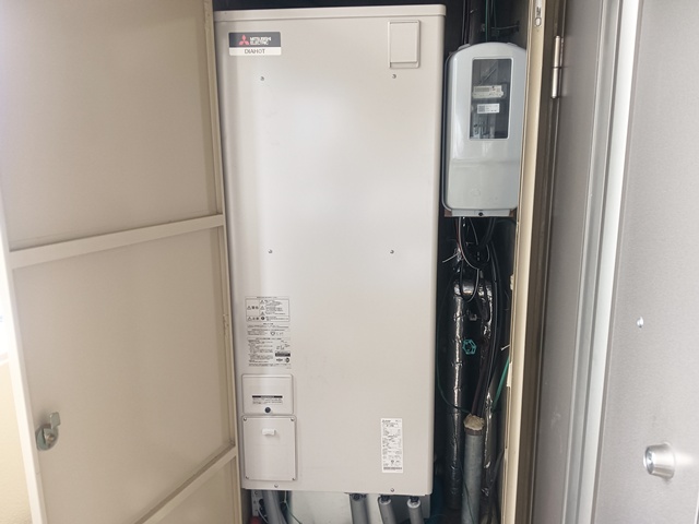 岐阜市電気温水器交換工事(三菱 SRT-J37WD5)