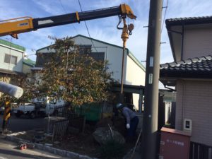 愛知県名古屋市にて、キュービクル設置に伴う建柱工事