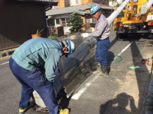 愛知県名古屋市にて、キュービクル設置に伴う建柱工事