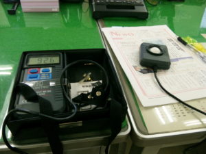 照度計 名古屋市にて、電気設備点検、調査を致しました。