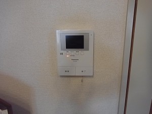 愛知県内にて、インターホン取替工事を行いました。