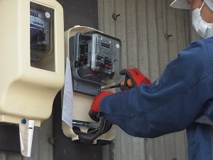 愛知県名古屋市港区にて、電気メーター（電力量計）取付電気工事を行いました。