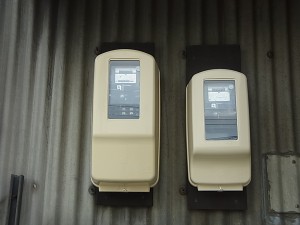 ～電気メーター取替工事中～