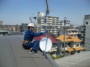 愛知県名古屋市にて、アンテナ設置工事を行いました。