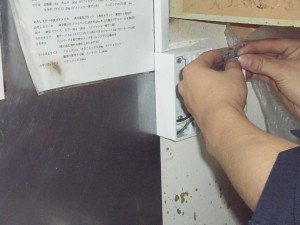 愛知県にて、露出配線(プラモール)取付電気工事を致しました。