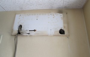 愛知県にて、エアコン取替工事を致しました。