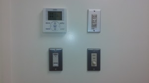名古屋市内の施設にて、ワイヤレススイッチ取付工事を致しました。