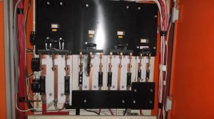 愛知県にて、ヒューズ式のナイフスイッチからブレーカー取替工事を致しました。