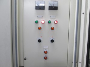 愛知県にて、制御盤の組み換え電気工事を致しました。