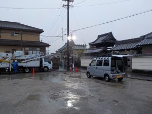 愛知県名古屋市の駐車場にて、照明器具、LED外灯ポール設置電気工事を致しました。