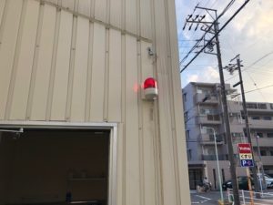 愛知県名古屋市名東区にて、パトライト取替の電気工事を行いました。