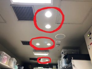 愛知県名古屋市港区の店舗内事務所にて、照明器具ダウンライト増設の電気工事を行いました。