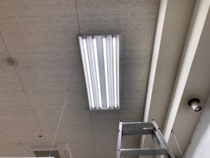愛知県名古屋市北区にて、照明器具修理・点検電気工事を行いました。