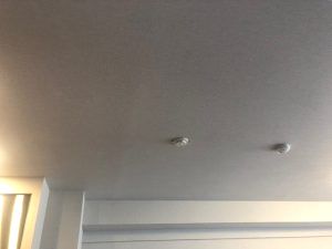 愛知県名古屋市瑞穂区のマンションにて、照明器具取付及びガラスペンダントライト高さ調節電気工事を行いました。