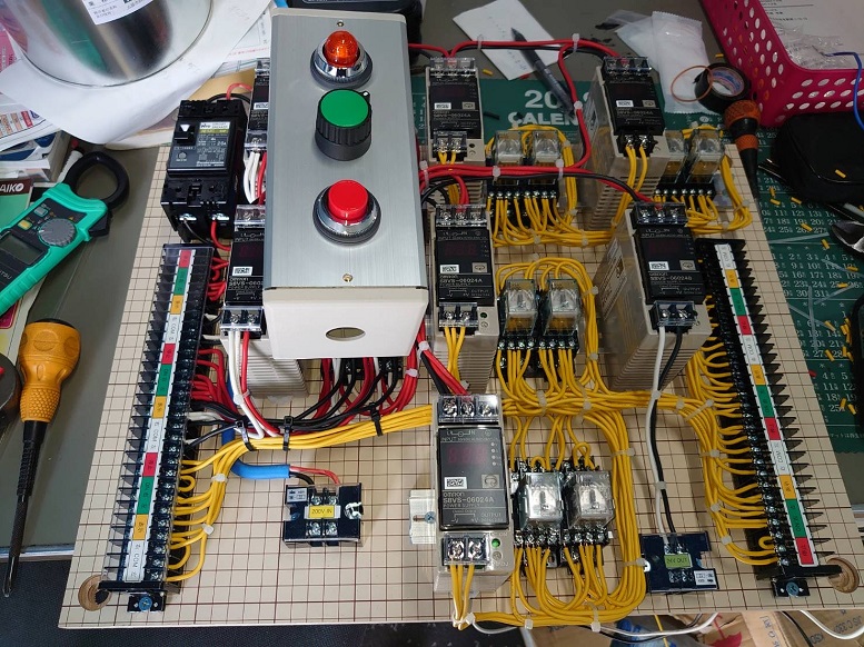 愛知県名古屋市港区　弊社にて制御盤作成の電気工事を行いました。