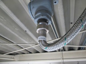 名古屋市の工場にて、防爆型 照明器具取替工事を行いました。