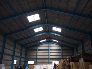 名古屋市の倉庫にて、高天井器具 水銀灯照明 取付工事のご依頼をいただきました。