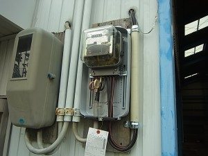 名古屋市の倉庫にて、電力メーターと漏電遮断器 動力電源増設工事のご依頼をいただきました。