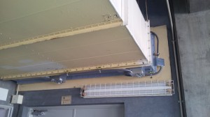 愛知県の工場にて、電気制御式ファイヤーダンパーの取替 機器接続工事のご依頼をいただきました。