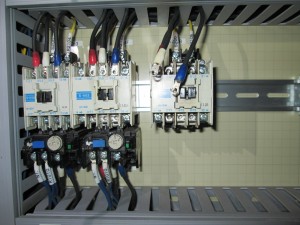 愛知県にて、電磁開閉器、電磁接触器(マグネットスイッチ)取替工事のご依頼をいただきました。