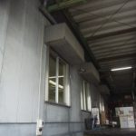 愛知県の倉庫にて、フォークリフト 充電用 コンセント設置工事のご依頼をいただきました。