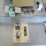 愛知県にて、エレベーター制御盤 組立作業 電気工事のご依頼をいただきました。