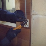 愛知県のプレハブ小屋て、分電盤 照明取付 コンセント取付 電気工事のご依頼をいただきました。