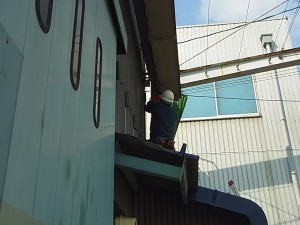 愛知県にて、架空線接続 (グラウンドワイヤー)電気工事のご依頼をいただきました。