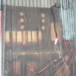 名古屋市南区の工場にて、ヒューズ式からブレーカー式へ ブレーカー取替 防水ボックス取付工事のご依頼をいただきました。