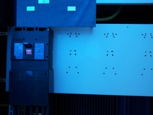 愛知県の工場にて、400V機器 電源工事のご依頼をいただきました。