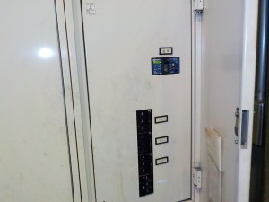 愛知県の工場にて、ブレーカー増設研削盤 グラインダー電源工事のご依頼をいただきました。