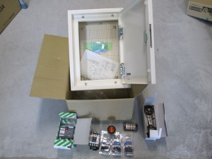 愛知県にて、エレベーター制御盤 組立作業 電気工事のご依頼をいただきました。