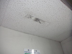 愛知県にて、非常照明器具取替工事のご依頼をいただきました。