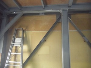 愛知県の工場にて、ブレーカー増設 配管工事 研削盤 グラインダー電源工事のご依頼をいただきました。