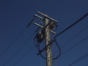 愛知県にて、柱上取付 SOG(高圧交流気中負荷開閉器)取替工事のご依頼をいただきました。