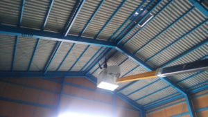 愛知県内にて、LED照明器具配線取付け 高所作業 高天井器具取付工事を行いました。