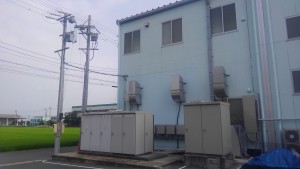 愛知県内の工場で、BCP(事業継続計画)対策として、キュービクル嵩上、電気設備工事のご依頼をいただきました。