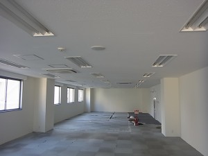 名古屋市にて、埋め込み型 照明器具取付電気工事のご依頼をいただきました。