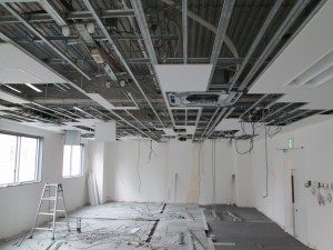 名古屋市のテナントにて、オフィス原状回復 電気配線工事のご依頼をいただきました。