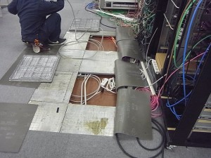 名古屋市のオフィスにて、OAタップ増設 電気工事のご依頼を頂きました。