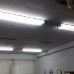 名古屋市港区のオフィスにて、逆富士型 照明器具取替電気工事のご依頼を頂きました。